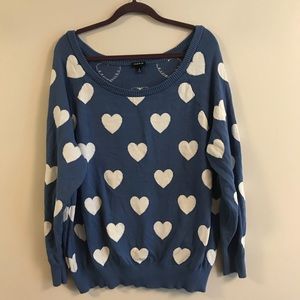 Torrid size 3 hearts sweater